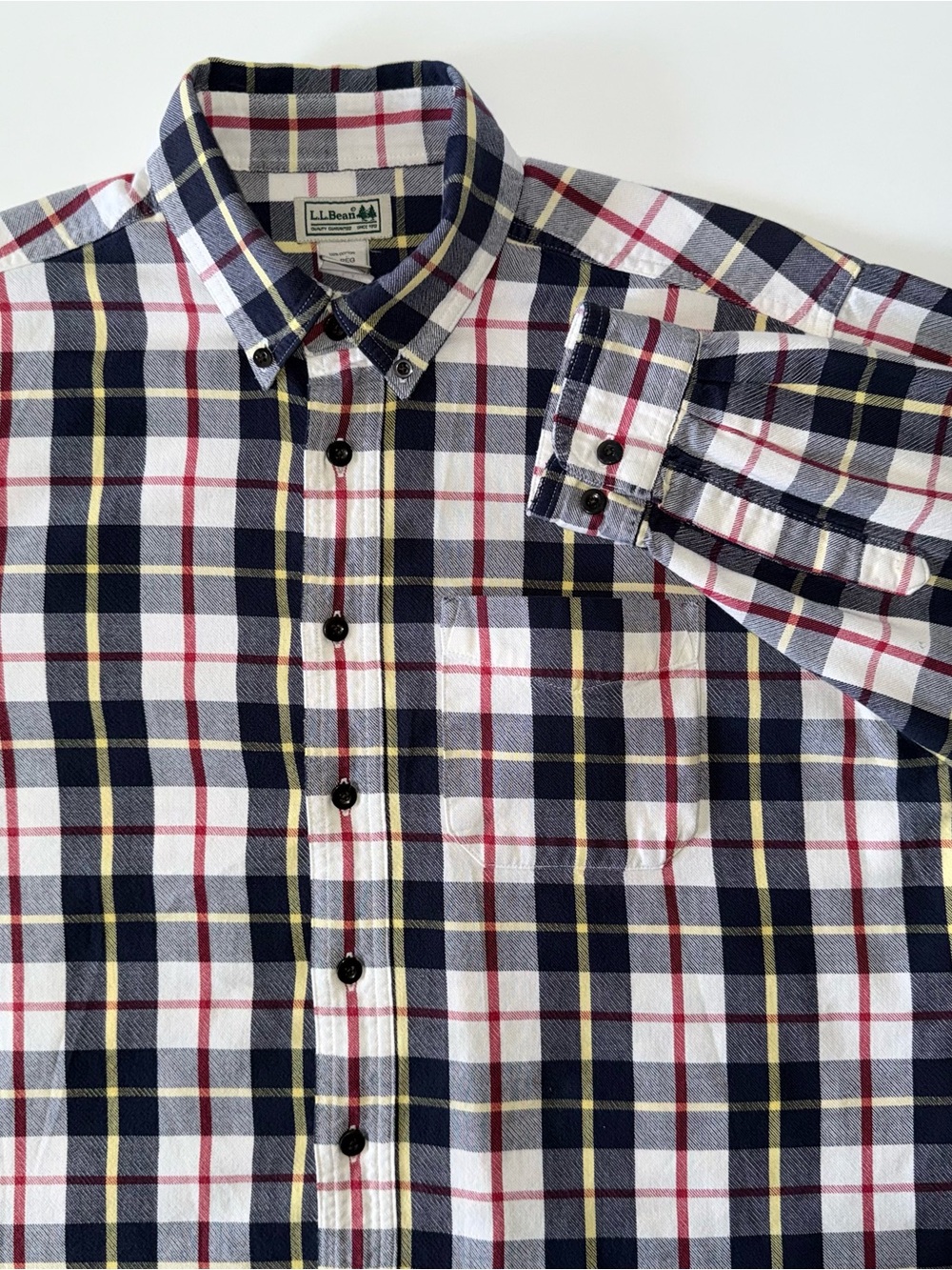 VTG LL Bean Flannel Button Down Shirt Men's L Plaid Red Navy Yellow 100% Cotton